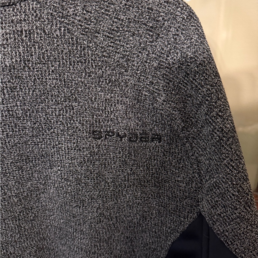 Spyder Men’s Black and Gray Sherpa Lined Quarter-Zip Pullover - Size Large - Picture 4 of 6